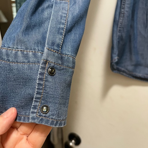 Express Blue Denim Ruffled Shirt - Picture 4 of 7